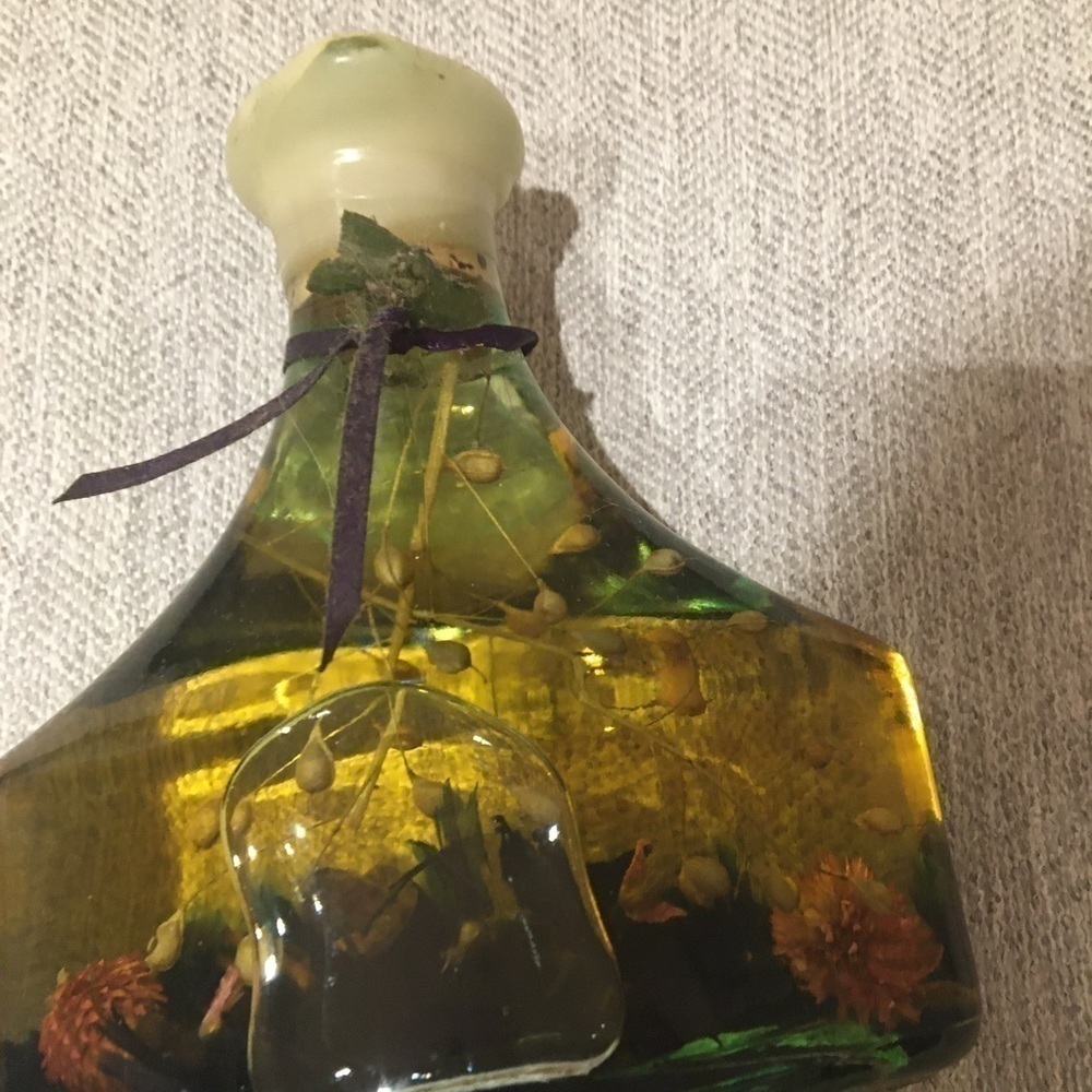 Ve vintage shampoo ornament bottle​​​​​​​​ - Picture 4 of 7